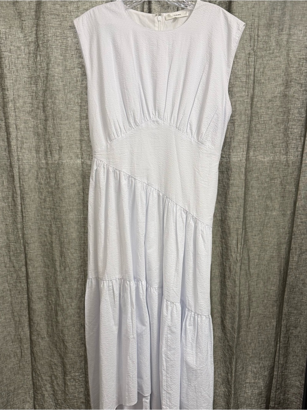 Frame The Seersucker Gathered Seam Dress in Light Chambray Multi Size Medium NWT